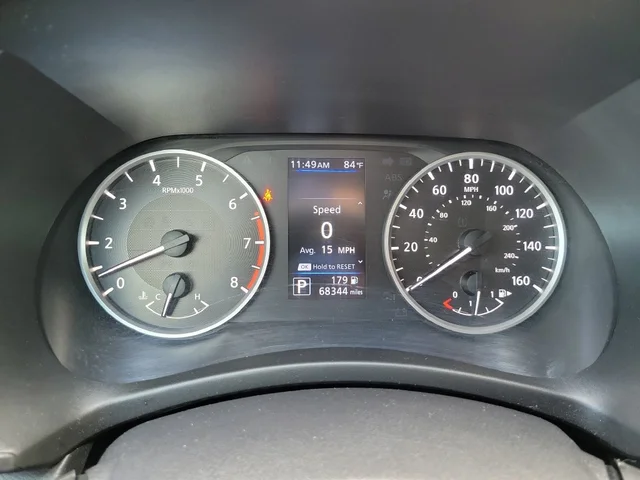 SEMINUEVOS NISSAN Sentra a Estados en autogozo