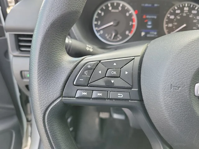 SEMINUEVOS NISSAN Sentra a Estados en autogozo