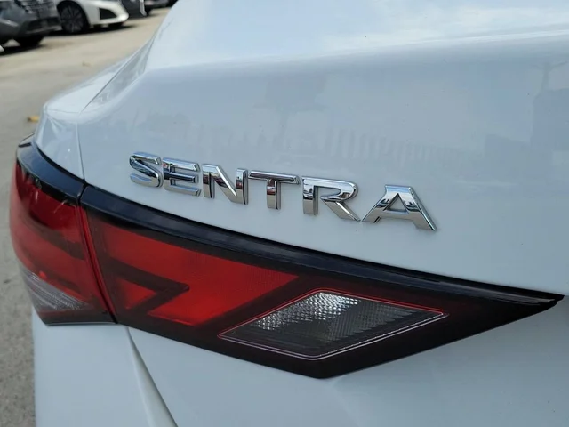 SEMINUEVOS NISSAN Sentra a Estados en autogozo