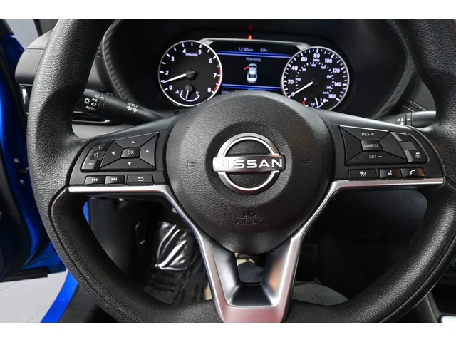 SEMINUEVOS NISSAN Sentra a Estados en autogozo