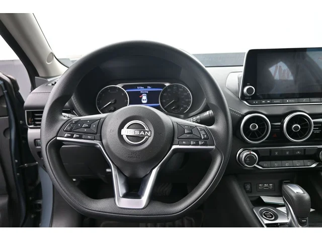 SEMINUEVOS NISSAN Sentra a Estados en autogozo