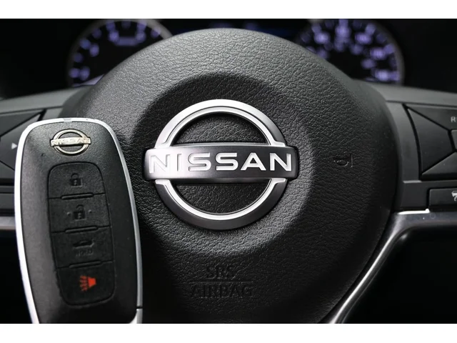 SEMINUEVOS NISSAN Sentra a Estados en autogozo