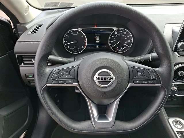 SEMINUEVOS NISSAN Sentra a Estados en autogozo