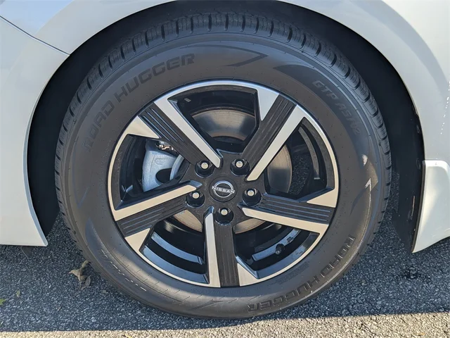 SEMINUEVOS NISSAN Sentra at Kennesaw, in Town Center Nissan
