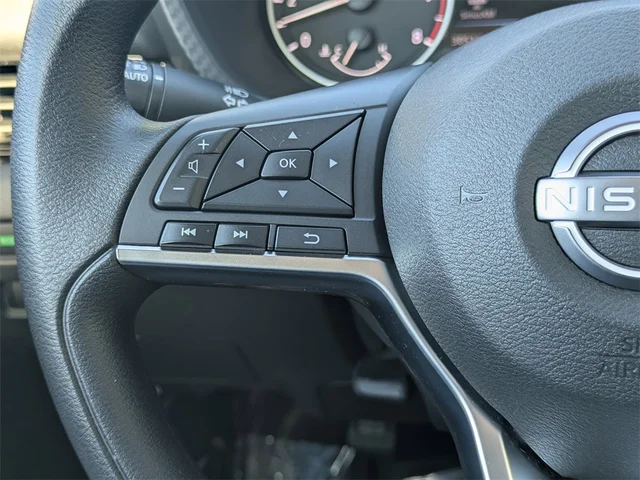 SEMINUEVOS NISSAN Sentra at Kennesaw, in Town Center Nissan