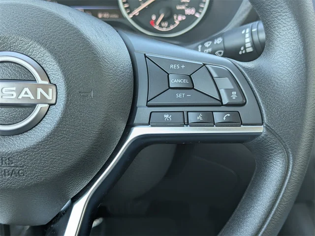 SEMINUEVOS NISSAN Sentra at Kennesaw, in Town Center Nissan