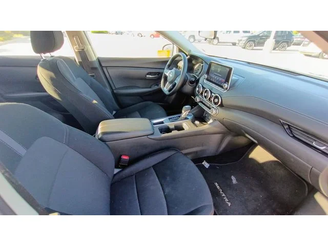 SEMINUEVOS NISSAN Sentra a Estados en autogozo