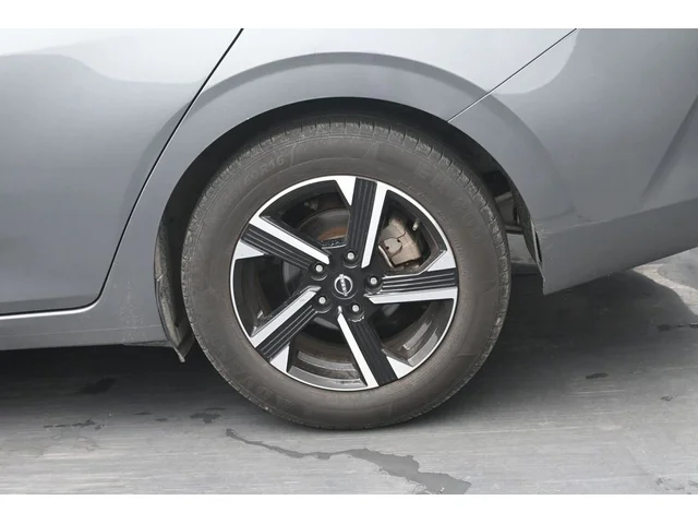 SEMINUEVOS NISSAN Sentra a Estados en autogozo