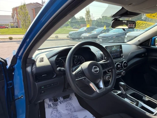 SEMINUEVOS NISSAN Sentra a Estados en autogozo