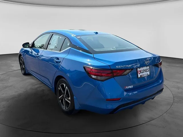 SEMINUEVOS NISSAN Sentra a Estados en autogozo