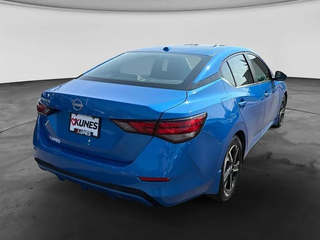 SEMINUEVOS NISSAN Sentra a Estados en autogozo
