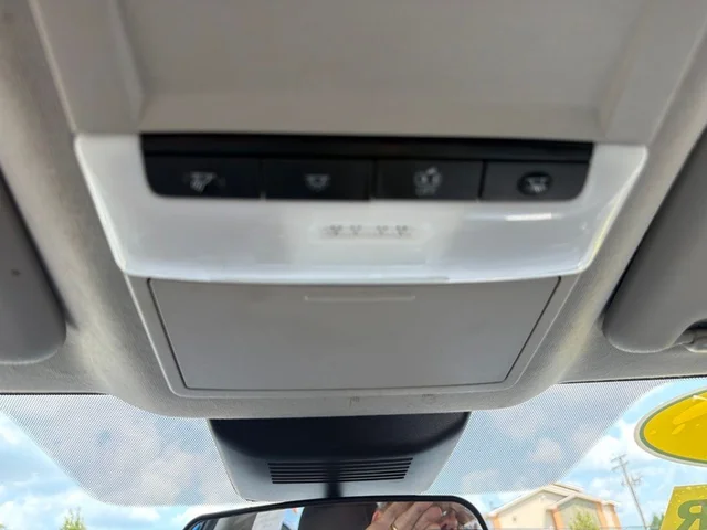 SEMINUEVOS NISSAN Sentra a Estados en autogozo