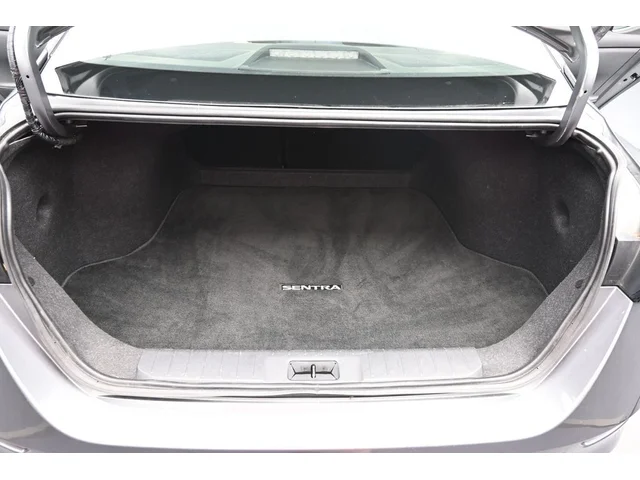 SEMINUEVOS NISSAN Sentra a Estados en autogozo