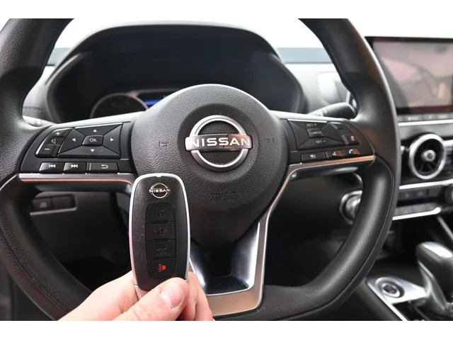 SEMINUEVOS NISSAN Sentra a Estados en autogozo