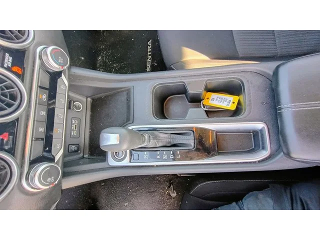 SEMINUEVOS NISSAN Sentra a Estados en autogozo