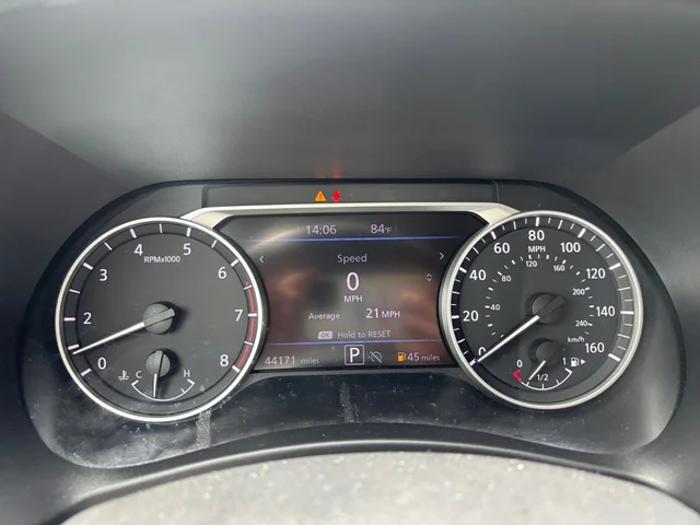 SEMINUEVOS NISSAN Sentra a Estados en autogozo