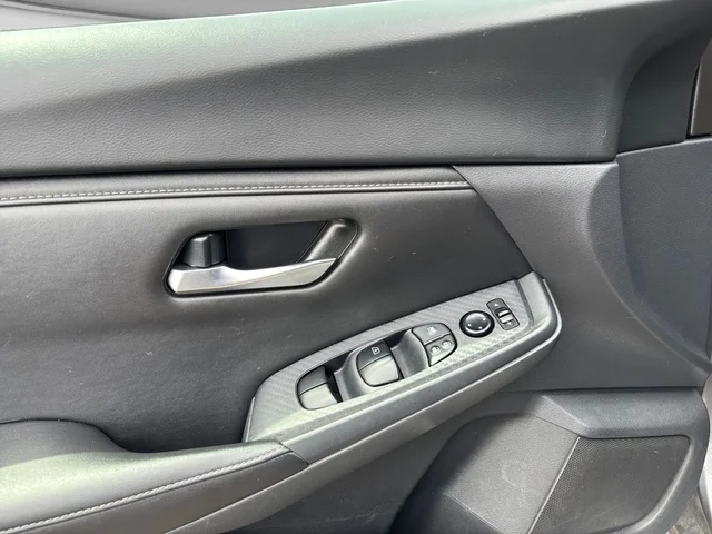 SEMINUEVOS NISSAN Sentra a Estados en autogozo