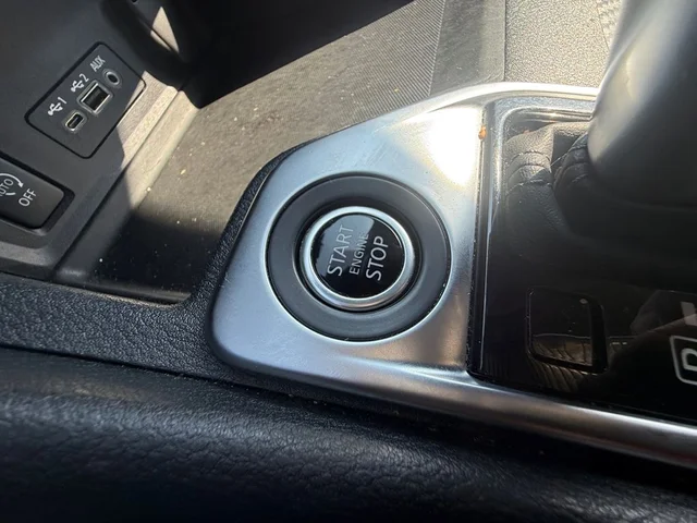 SEMINUEVOS NISSAN Sentra a Estados en autogozo