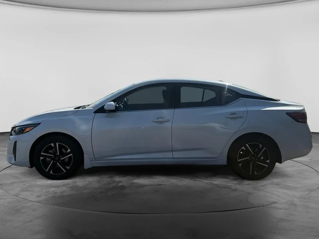 SEMINUEVOS NISSAN Sentra a Estados en autogozo