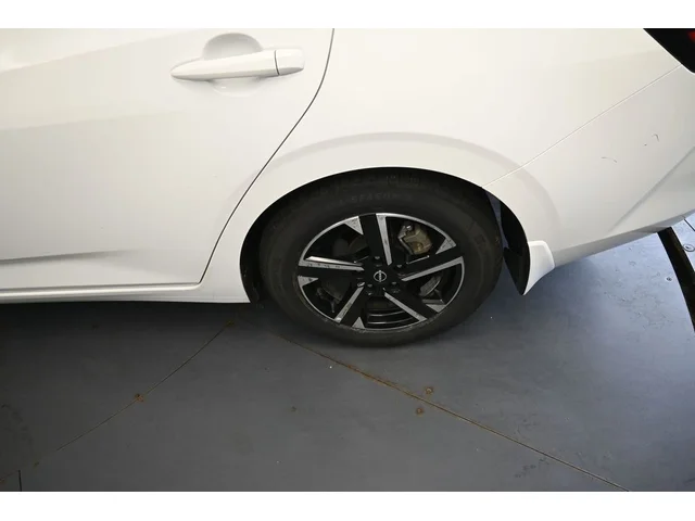 SEMINUEVOS NISSAN Sentra a Estados en autogozo