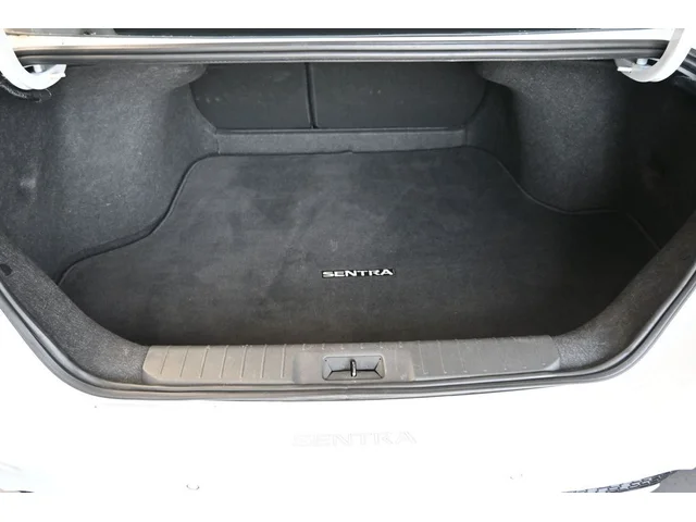 SEMINUEVOS NISSAN Sentra a Estados en autogozo