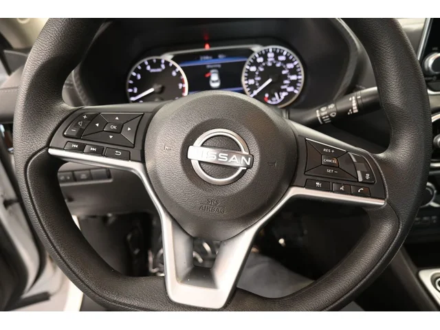 SEMINUEVOS NISSAN Sentra a Estados en autogozo
