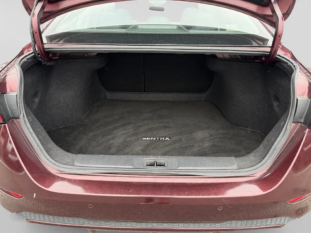SEMINUEVOS NISSAN Sentra a Estados en autogozo
