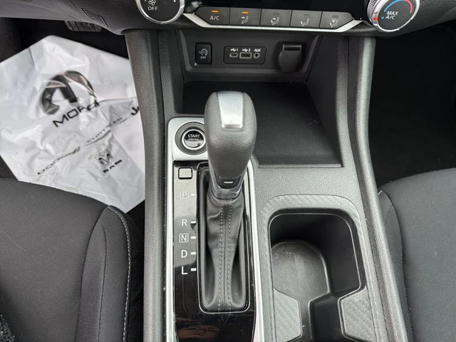 SEMINUEVOS NISSAN Sentra a Estados en autogozo