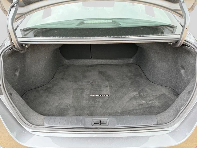 SEMINUEVOS NISSAN Sentra a Estados en autogozo