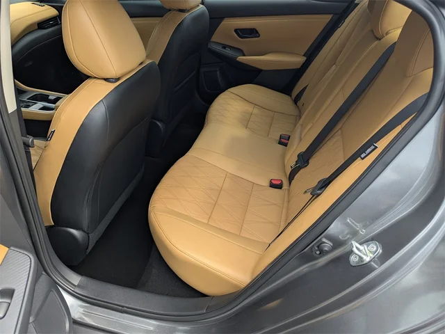 SEMINUEVOS NISSAN Sentra at Kennesaw, in Town Center Nissan