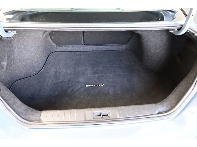 SEMINUEVOS NISSAN Sentra a Estados en autogozo