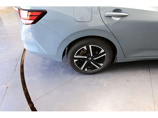 SEMINUEVOS NISSAN Sentra a Estados en autogozo