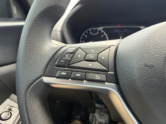 SEMINUEVOS NISSAN Sentra a Estados en autogozo