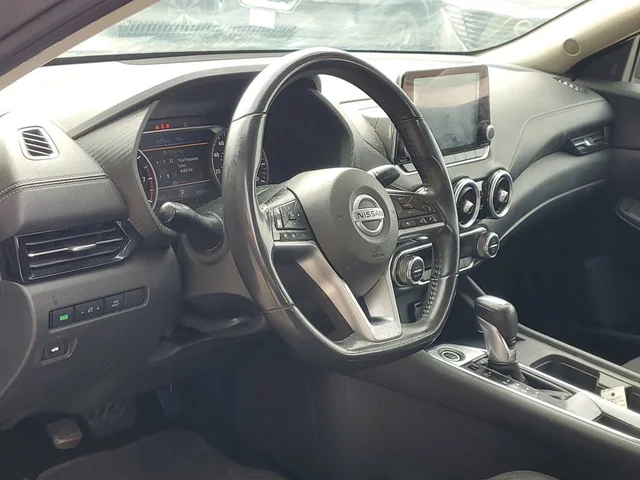 SEMINUEVOS NISSAN Sentra a Estados en autogozo
