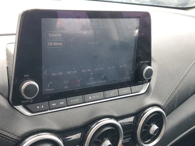 SEMINUEVOS NISSAN Sentra a Estados en autogozo