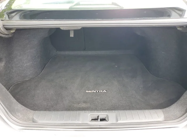 SEMINUEVOS NISSAN Sentra a Estados en autogozo