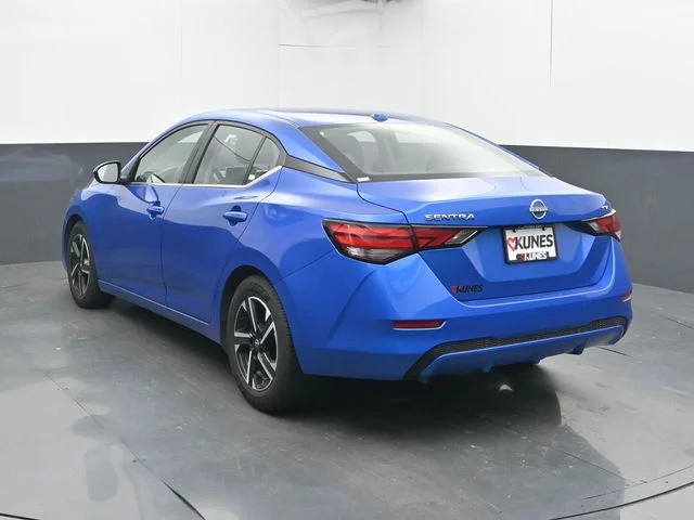 SEMINUEVOS NISSAN Sentra a Estados en autogozo