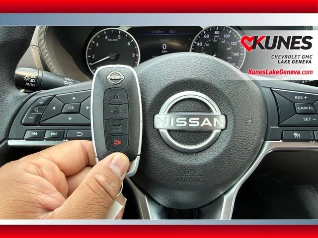 SEMINUEVOS NISSAN Sentra a Estados en autogozo