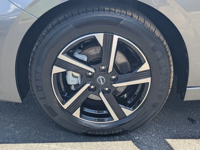 SEMINUEVOS NISSAN Sentra a Estados en autogozo
