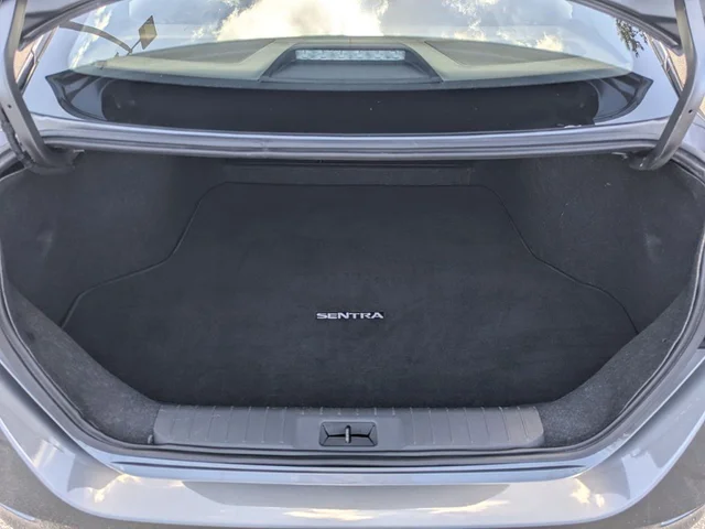 SEMINUEVOS NISSAN Sentra a Estados en autogozo