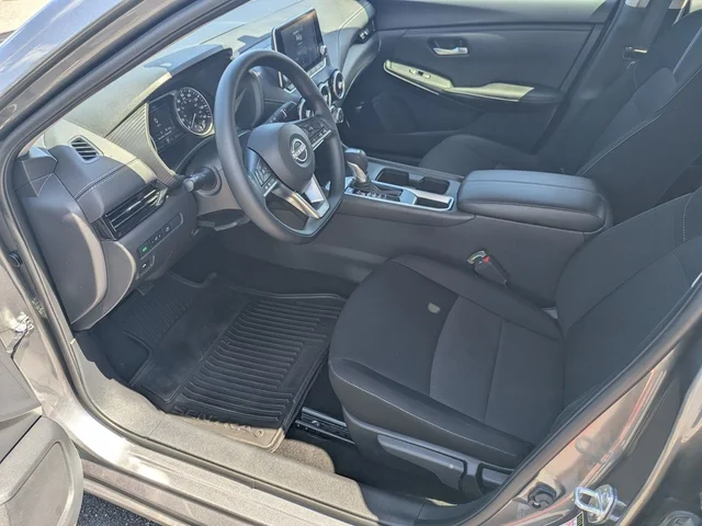 SEMINUEVOS NISSAN Sentra a Estados en autogozo