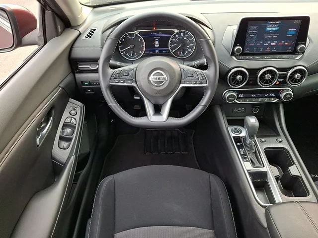 SEMINUEVOS NISSAN Sentra a Estados en autogozo