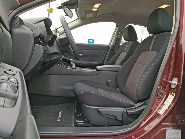 SEMINUEVOS NISSAN Sentra a Estados en autogozo