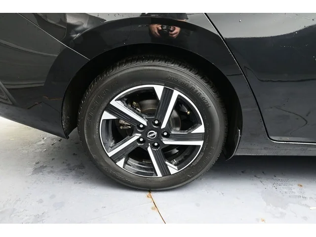 SEMINUEVOS NISSAN Sentra a Estados en autogozo