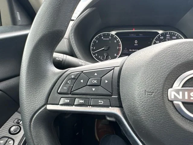 SEMINUEVOS NISSAN Sentra a Estados en autogozo