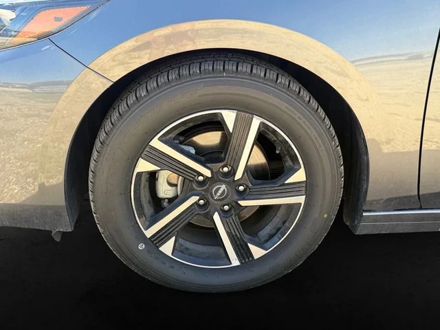 SEMINUEVOS NISSAN Sentra a Estados en autogozo