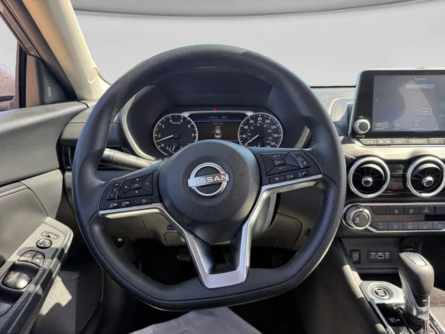 SEMINUEVOS NISSAN Sentra a Estados en autogozo