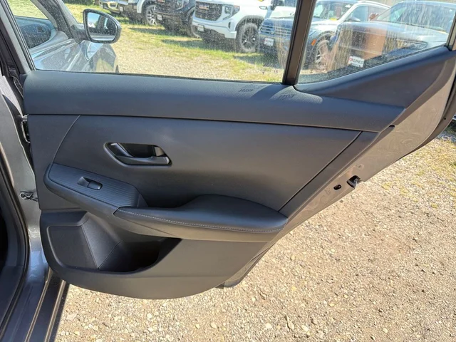 SEMINUEVOS NISSAN Sentra a Estados en autogozo