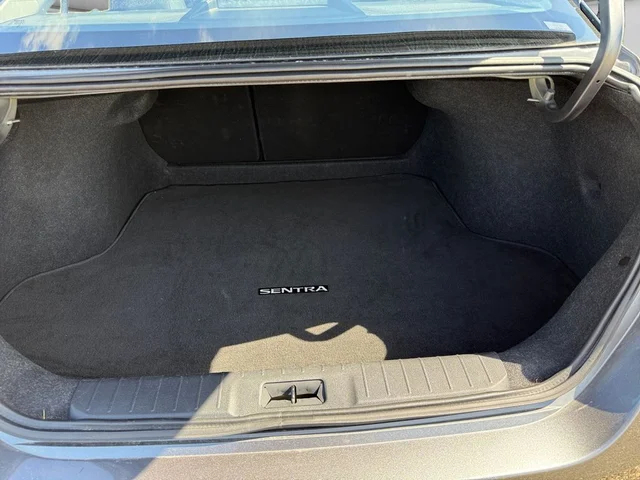 SEMINUEVOS NISSAN Sentra a Estados en autogozo