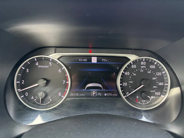SEMINUEVOS NISSAN Sentra a Estados en autogozo